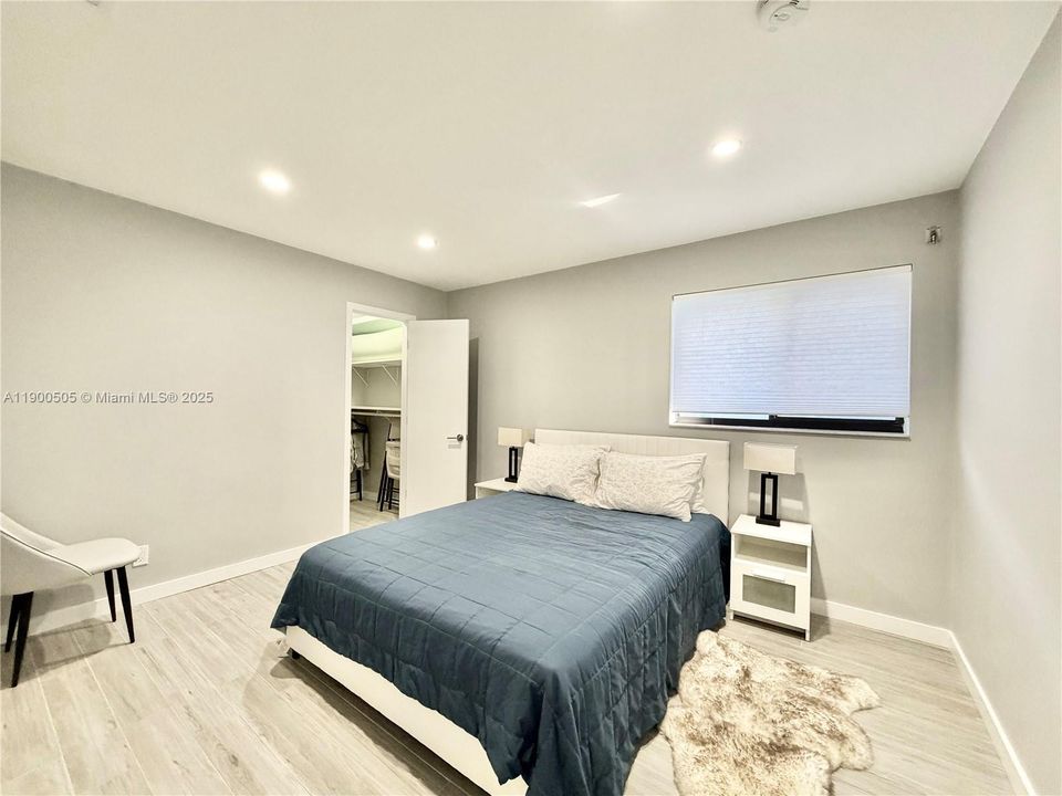 Recently Rented: $5,200 (3 beds, 2 baths, 2442 Square Feet)