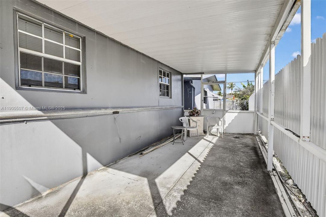 Active With Contract: $440,000 (4 beds, 2 baths, 1200 Square Feet)