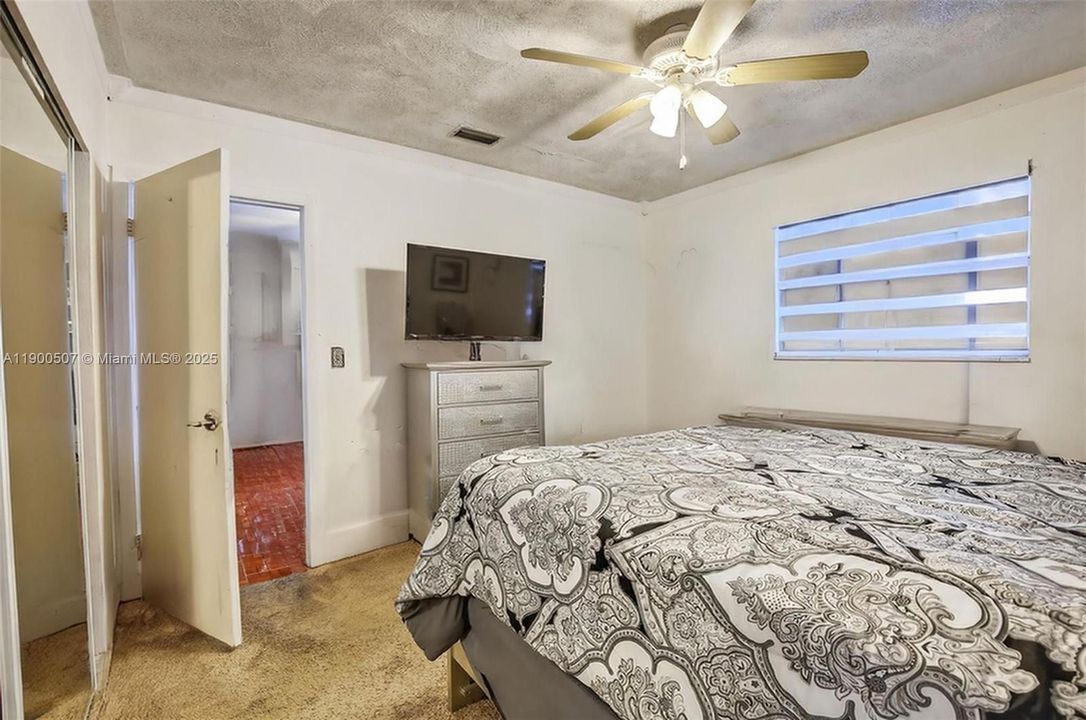 Active With Contract: $440,000 (4 beds, 2 baths, 1200 Square Feet)