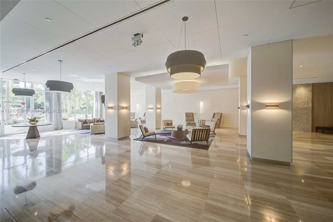 For Sale: $483,000 (2 beds, 2 baths, 1331 Square Feet)