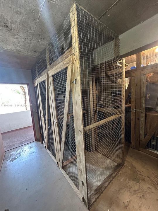 For Sale: $135,000 (2 beds, 2 baths, 1090 Square Feet)