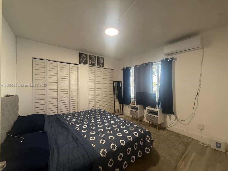 For Sale: $160,000 (2 beds, 1 baths, 850 Square Feet)