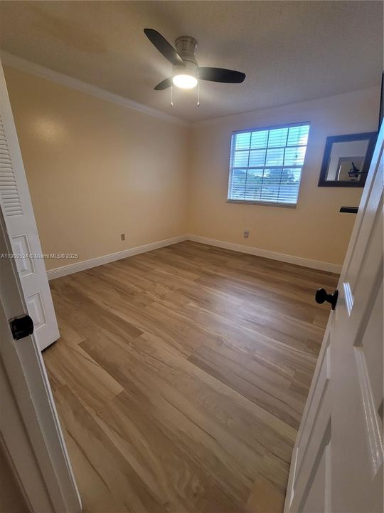 Active With Contract: $3,100 (3 beds, 2 baths, 1456 Square Feet)