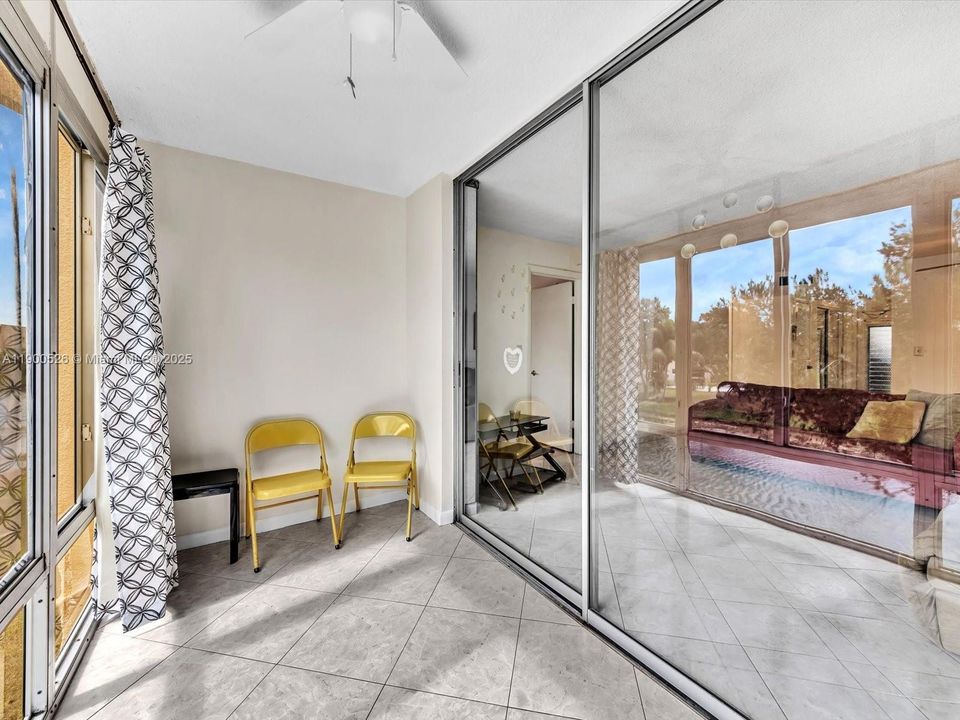 For Sale: $120,000 (2 beds, 2 baths, 850 Square Feet)