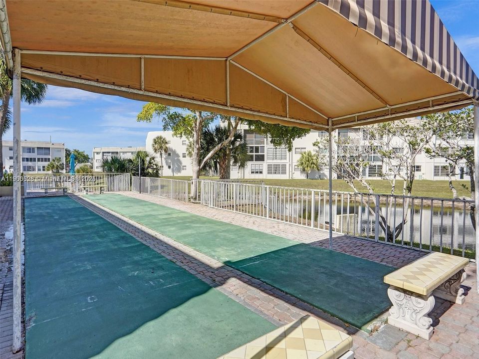 For Sale: $120,000 (2 beds, 2 baths, 850 Square Feet)