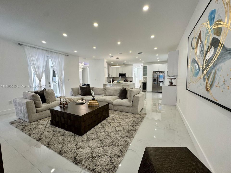 For Sale: $1,500,000 (5 beds, 3 baths, 3504 Square Feet)