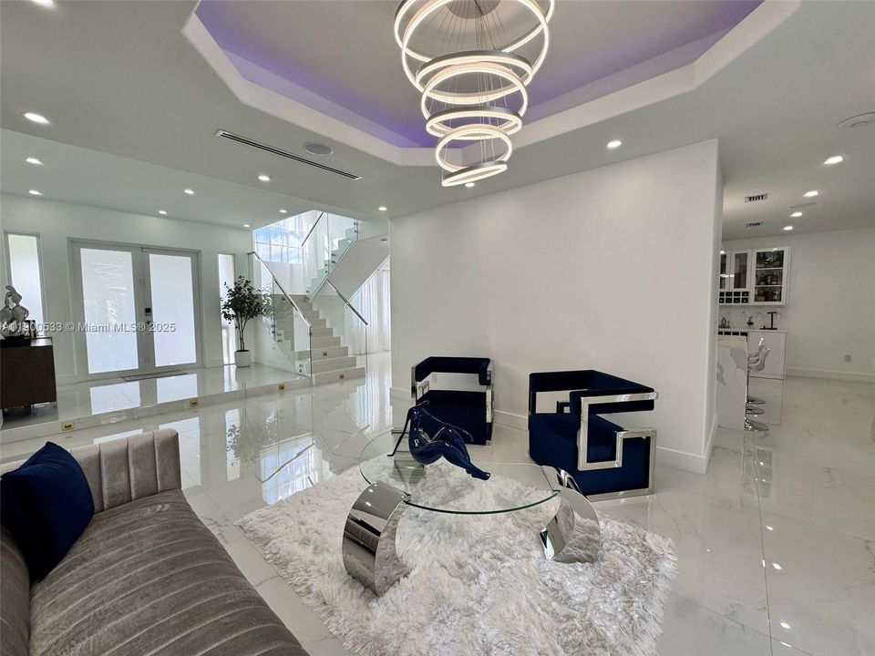 For Sale: $1,500,000 (5 beds, 3 baths, 3504 Square Feet)