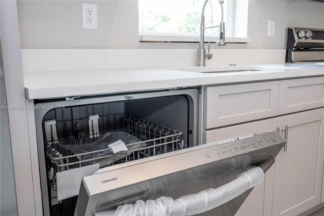 For Sale: $375,900 (3 beds, 2 baths, 0 Square Feet)