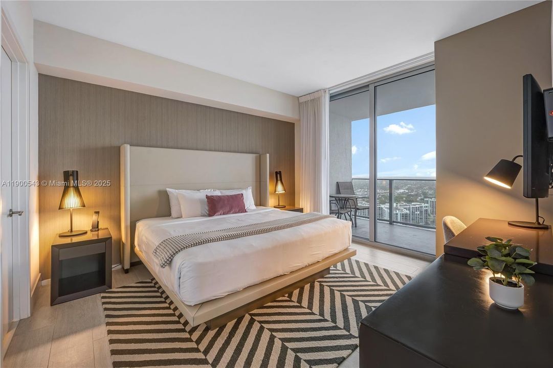 For Rent: $8,000 (2 beds, 2 baths, 1075 Square Feet)