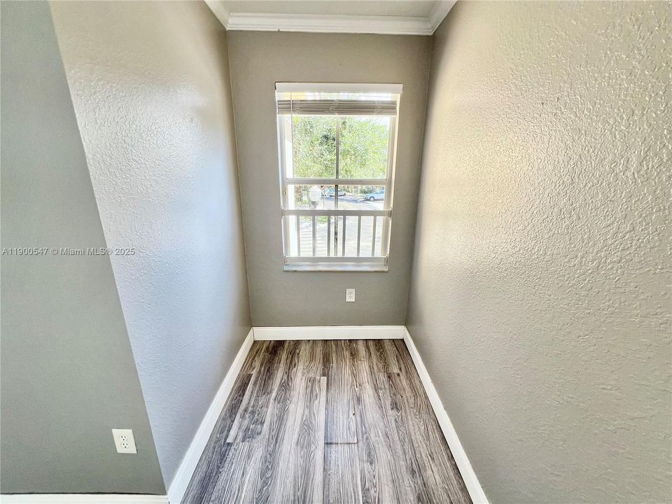 Recently Rented: $2,800 (3 beds, 2 baths, 1470 Square Feet)