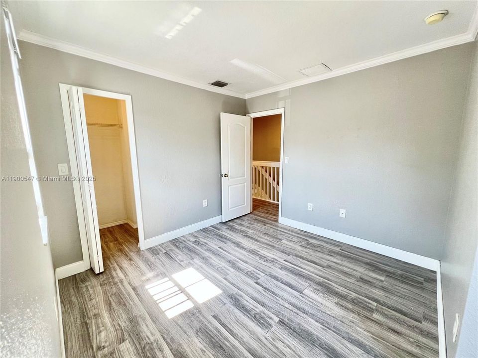 Recently Rented: $2,800 (3 beds, 2 baths, 1470 Square Feet)