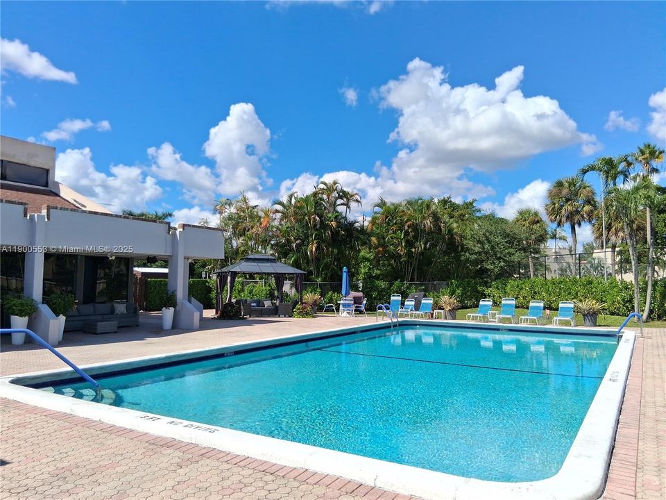 For Rent: $1,785 (2 beds, 2 baths, 1162 Square Feet)