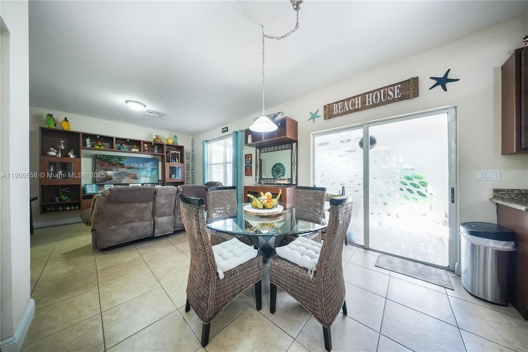 For Sale: $595,000 (5 beds, 2 baths, 2380 Square Feet)