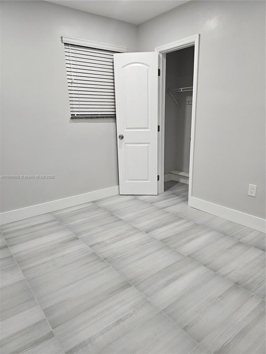 Recently Rented: $3,850 (3 beds, 2 baths, 1083 Square Feet)