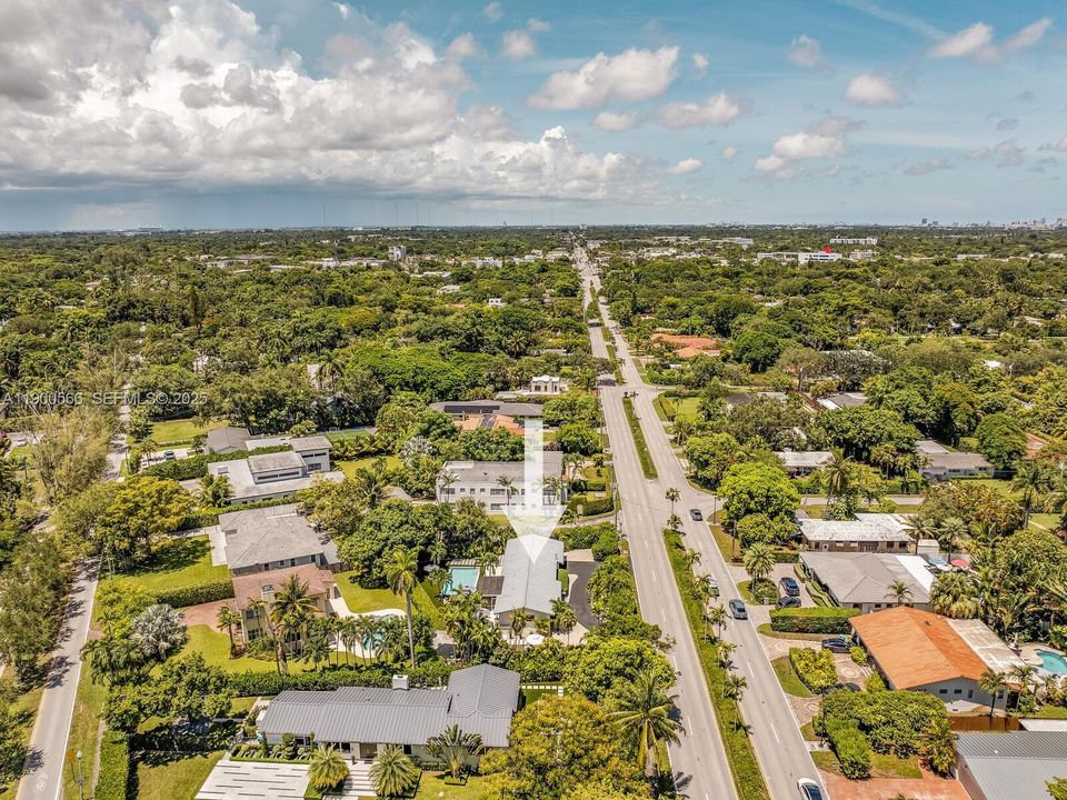 На продажу: $1,398,000 (2 спален, 2 ванн, 1265 Квадратных фут)