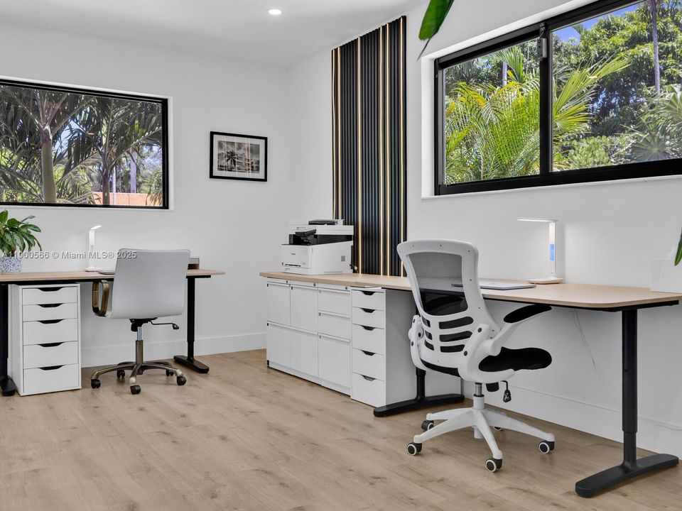 На продажу: $1,398,000 (2 спален, 2 ванн, 1265 Квадратных фут)