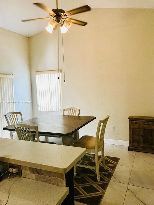 Recently Rented: $3,590 (3 beds, 2 baths, 1546 Square Feet)