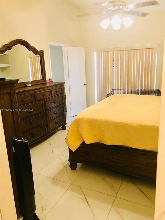 Recently Rented: $3,590 (3 beds, 2 baths, 1546 Square Feet)