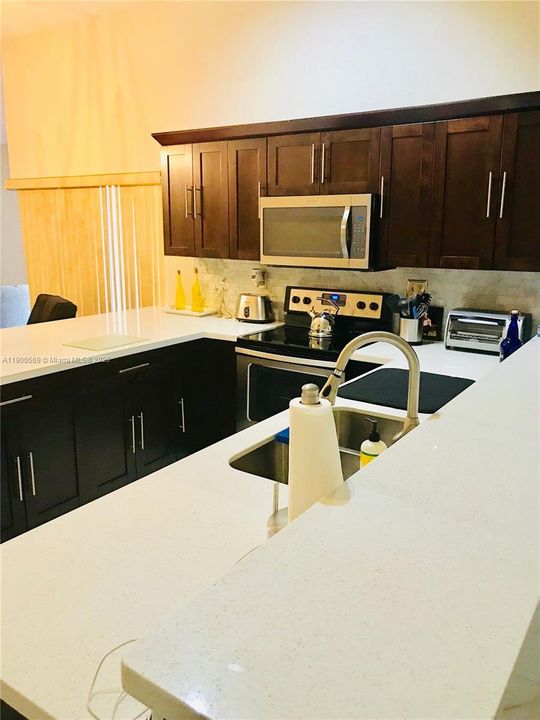 Recently Rented: $3,590 (3 beds, 2 baths, 1546 Square Feet)