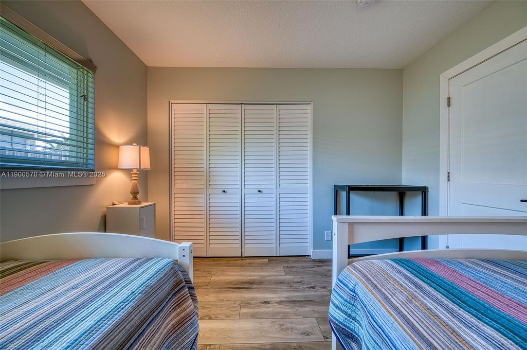 合同活跃: $769,200 (3 贝兹, 2 浴室, 1672 平方英尺)