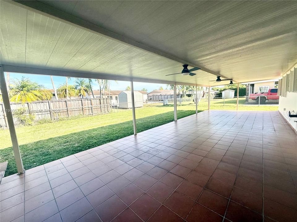 Recently Rented: $3,400 (3 beds, 2 baths, 1364 Square Feet)