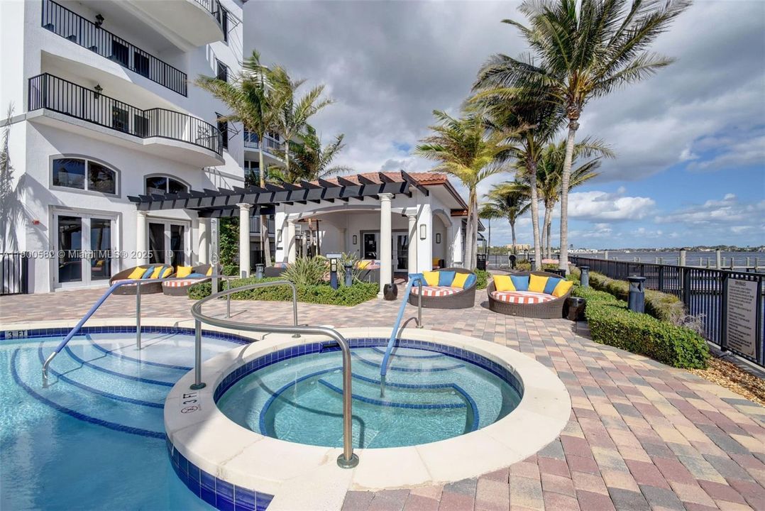 For Rent: $6,850 (3 beds, 2 baths, 2046 Square Feet)