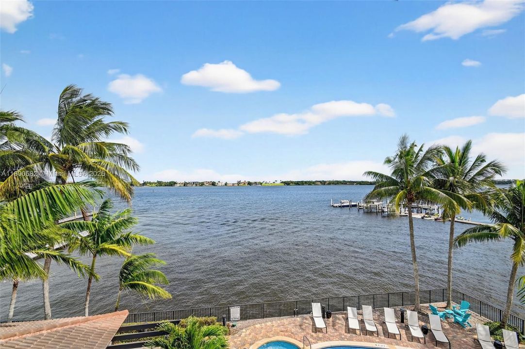 For Rent: $6,850 (3 beds, 2 baths, 2046 Square Feet)