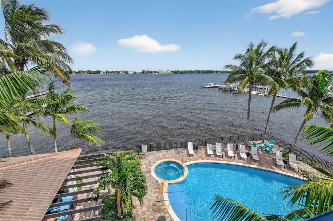 For Rent: $6,850 (3 beds, 2 baths, 2046 Square Feet)