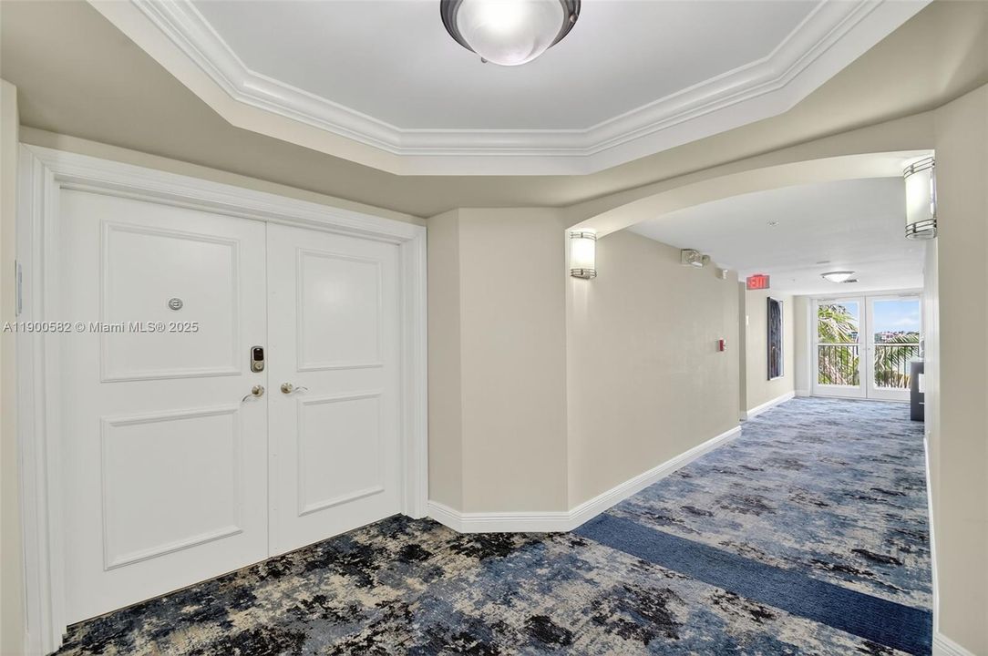 For Rent: $6,850 (3 beds, 2 baths, 2046 Square Feet)