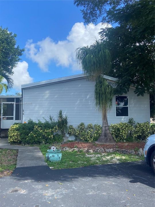 待售: $165,000 (3 贝兹, 2 浴室, 0 平方英尺)