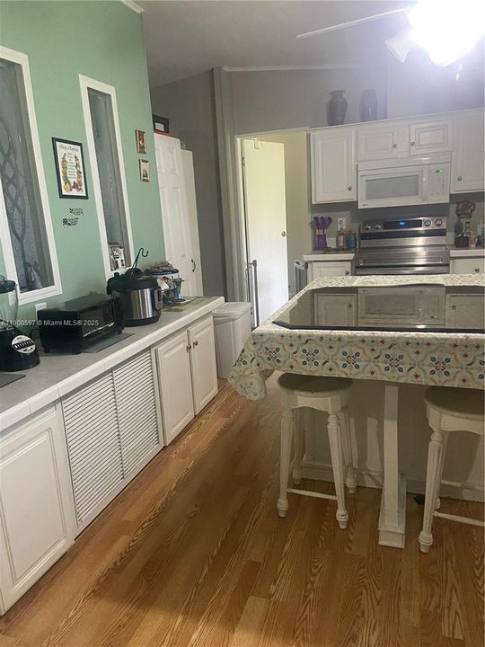 待售: $165,000 (3 贝兹, 2 浴室, 0 平方英尺)