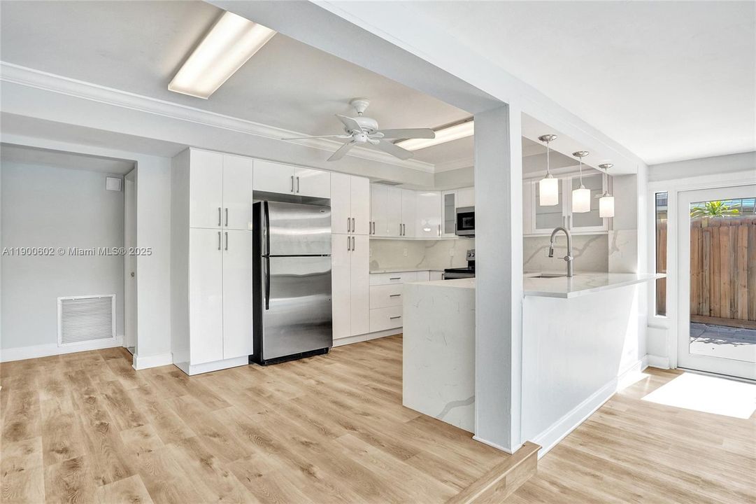 Active With Contract: $870,000 (4 beds, 2 baths, 0 Square Feet)