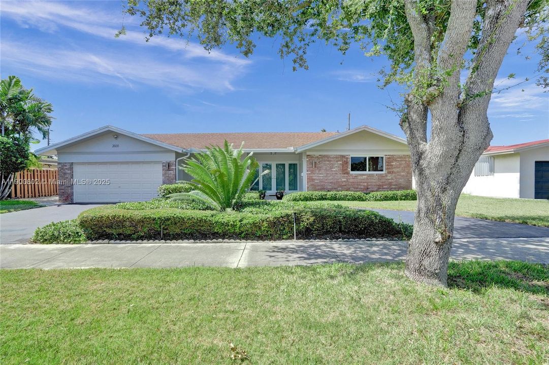 Active With Contract: $870,000 (4 beds, 2 baths, 0 Square Feet)
