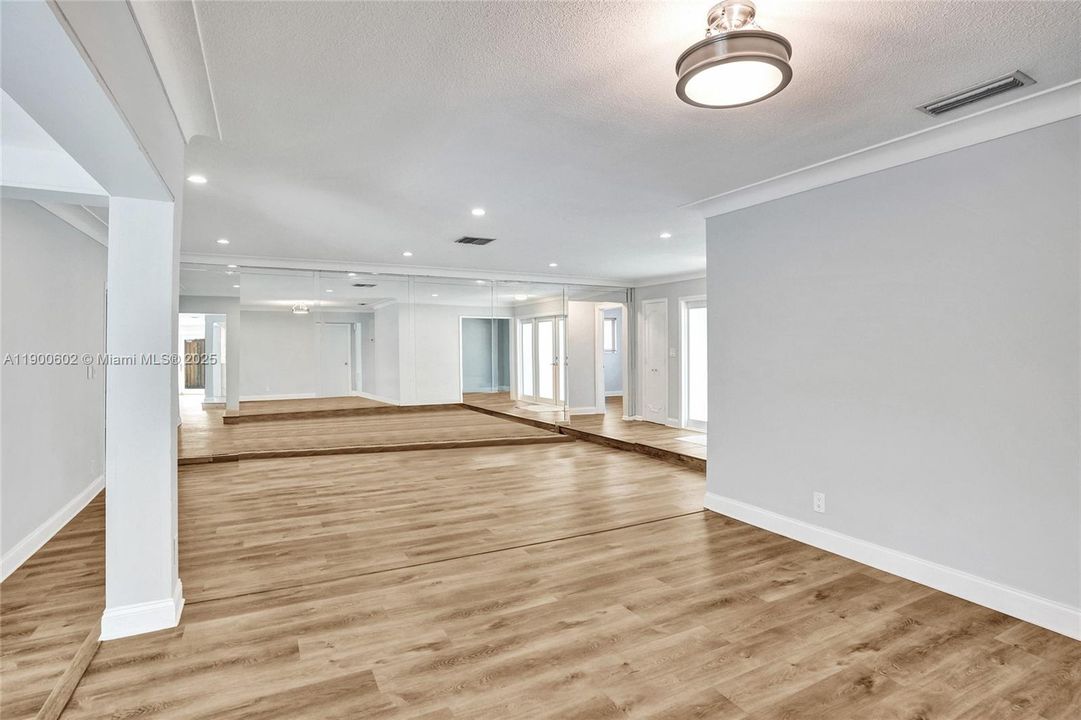 Active With Contract: $870,000 (4 beds, 2 baths, 0 Square Feet)