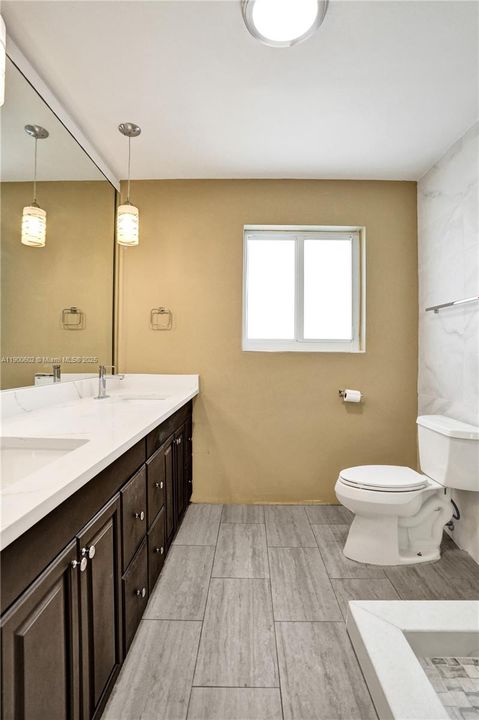 Active With Contract: $870,000 (4 beds, 2 baths, 0 Square Feet)