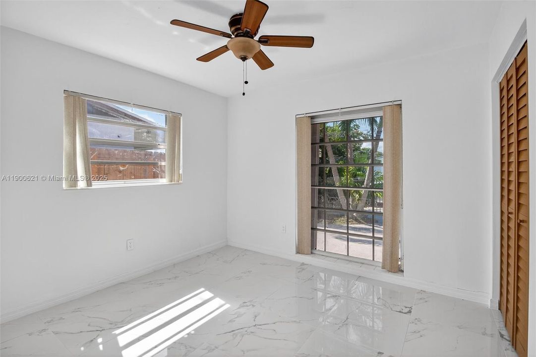 待售: $659,000 (4 贝兹, 3 浴室, 1828 平方英尺)