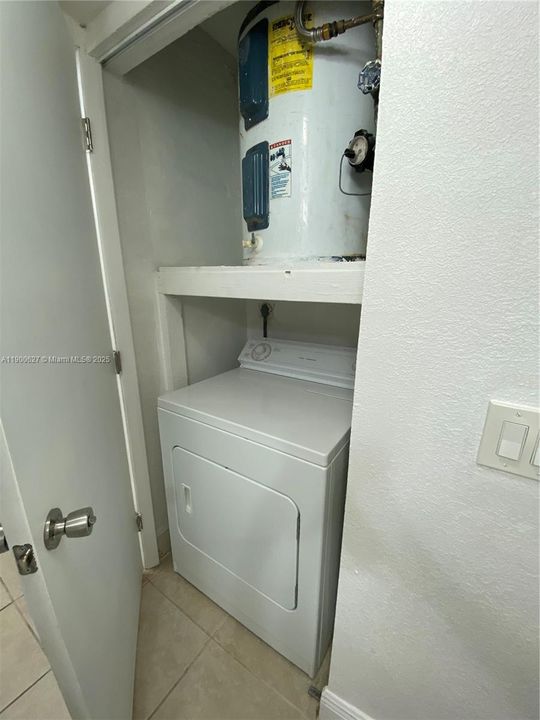 Recently Rented: $1,790 (1 beds, 1 baths, 632 Square Feet)