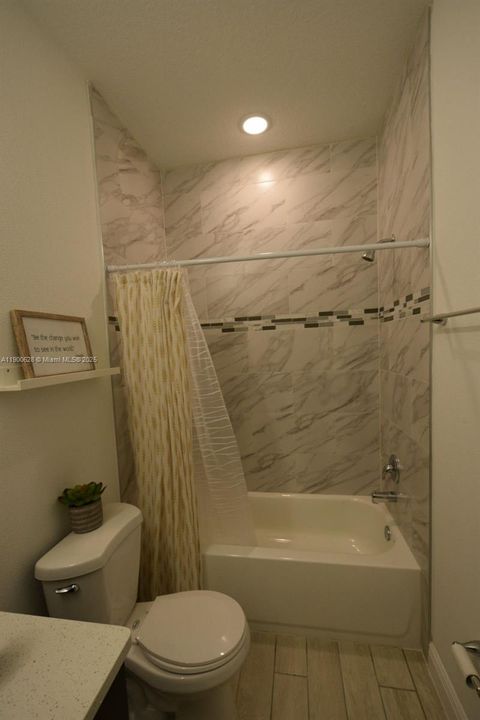 For Sale: $293,500 (3 beds, 2 baths, 1545 Square Feet)