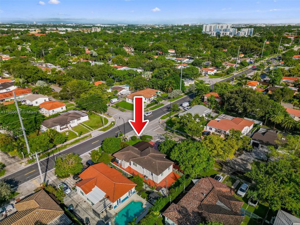 For Rent: $4,200 (3 beds, 2 baths, 1460 Square Feet)