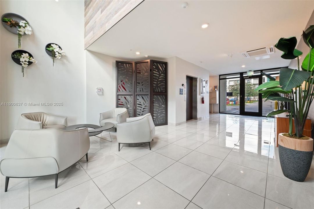 Activo con contrato: $515,000 (2 camas, 2 baños, 1124 Pies cuadrados)