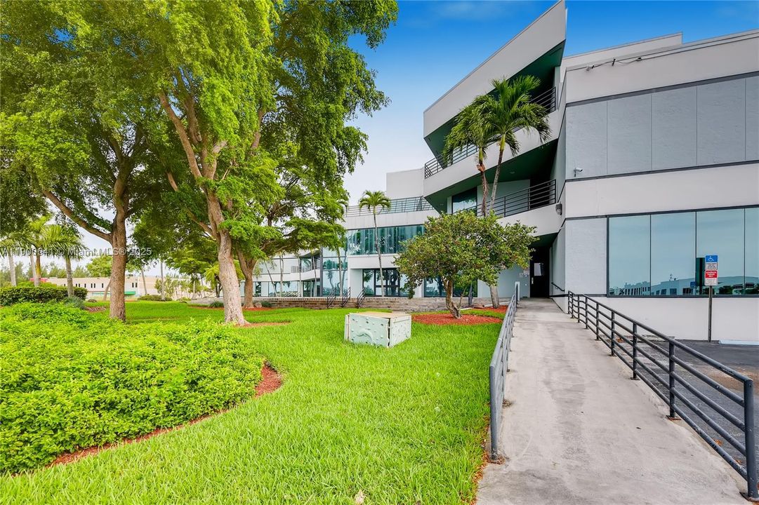 出租: $27 (0 贝兹, 0 浴室, 0 平方英尺)