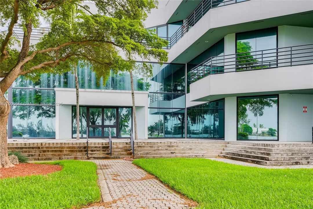 出租: $27 (0 贝兹, 0 浴室, 0 平方英尺)