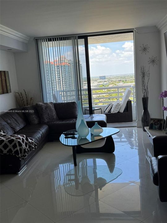 En Venta: $459,900 (2 camas, 2 baños, 1181 Pies cuadrados)