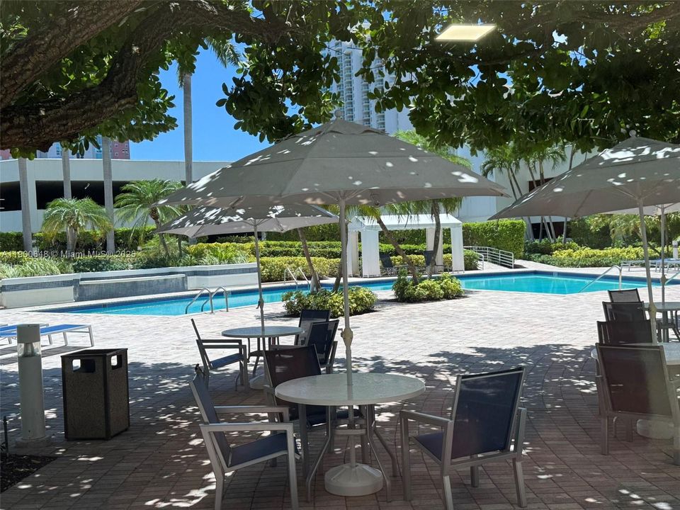 En Venta: $459,900 (2 camas, 2 baños, 1181 Pies cuadrados)