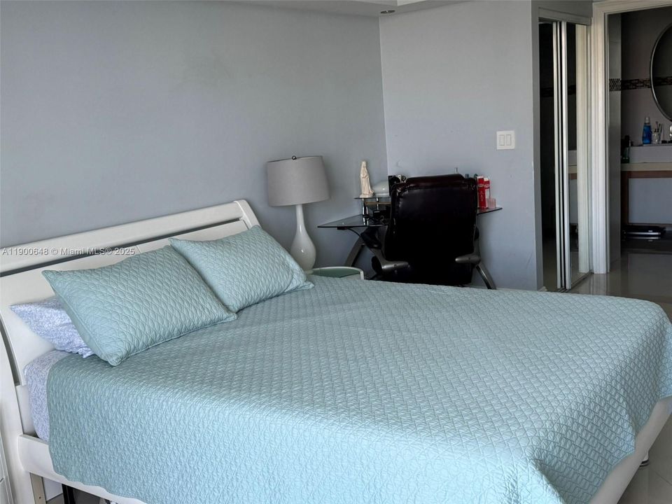 En Venta: $459,900 (2 camas, 2 baños, 1181 Pies cuadrados)