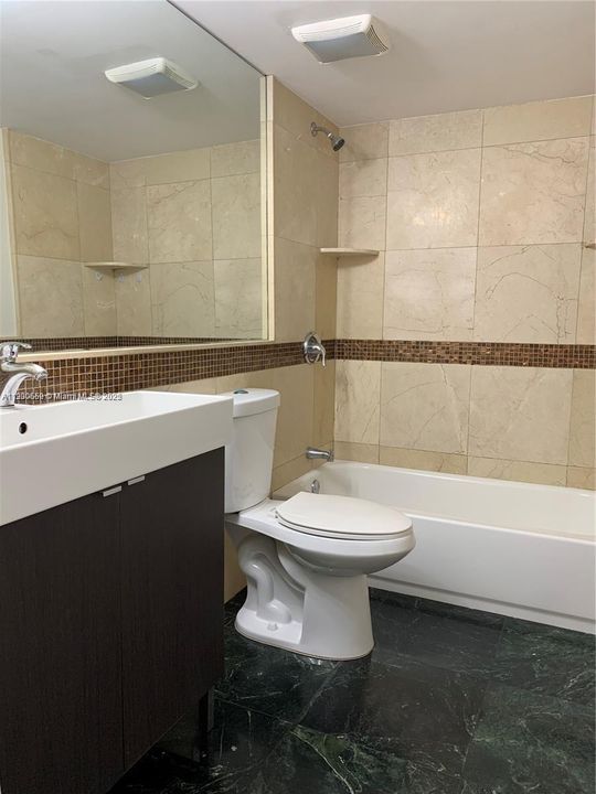 Recently Rented: $2,150 (2 beds, 2 baths, 1004 Square Feet)