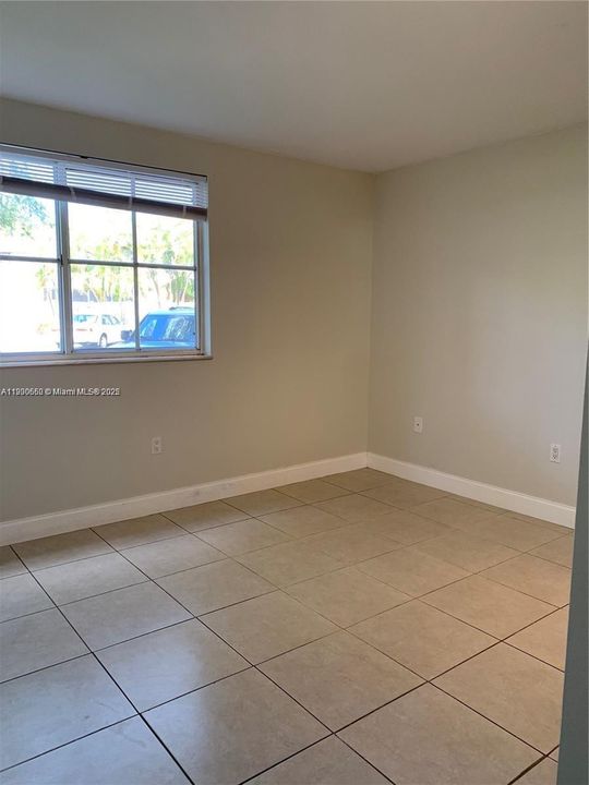 Recently Rented: $2,150 (2 beds, 2 baths, 1004 Square Feet)