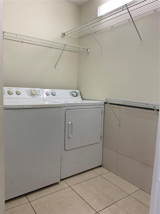 Recently Rented: $2,150 (2 beds, 2 baths, 1004 Square Feet)