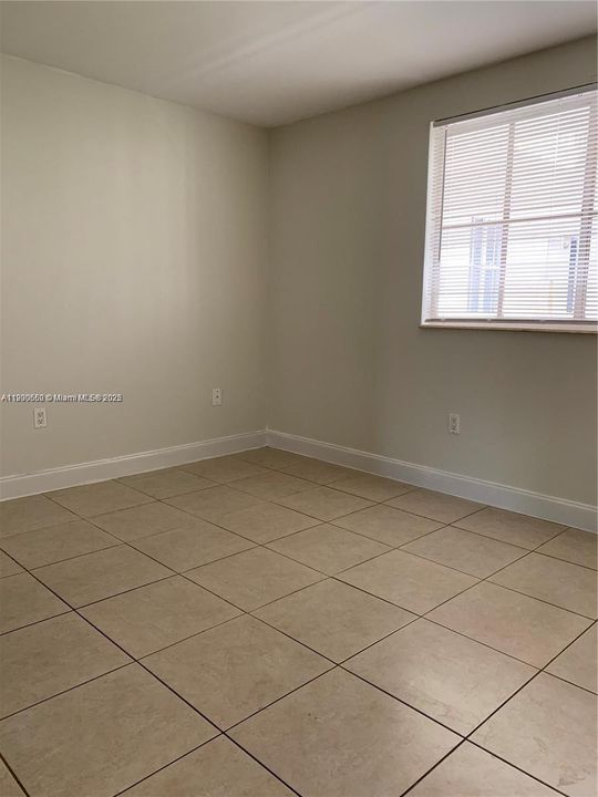 Recently Rented: $2,150 (2 beds, 2 baths, 1004 Square Feet)