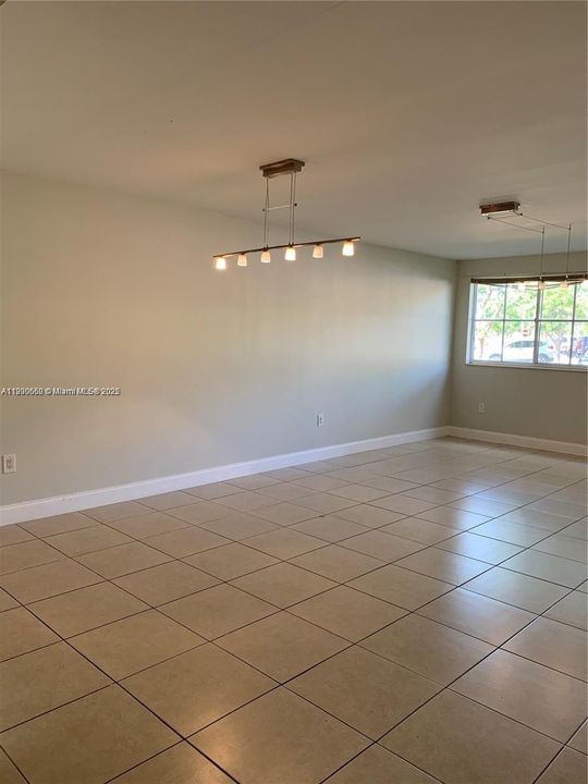 Recently Rented: $2,150 (2 beds, 2 baths, 1004 Square Feet)